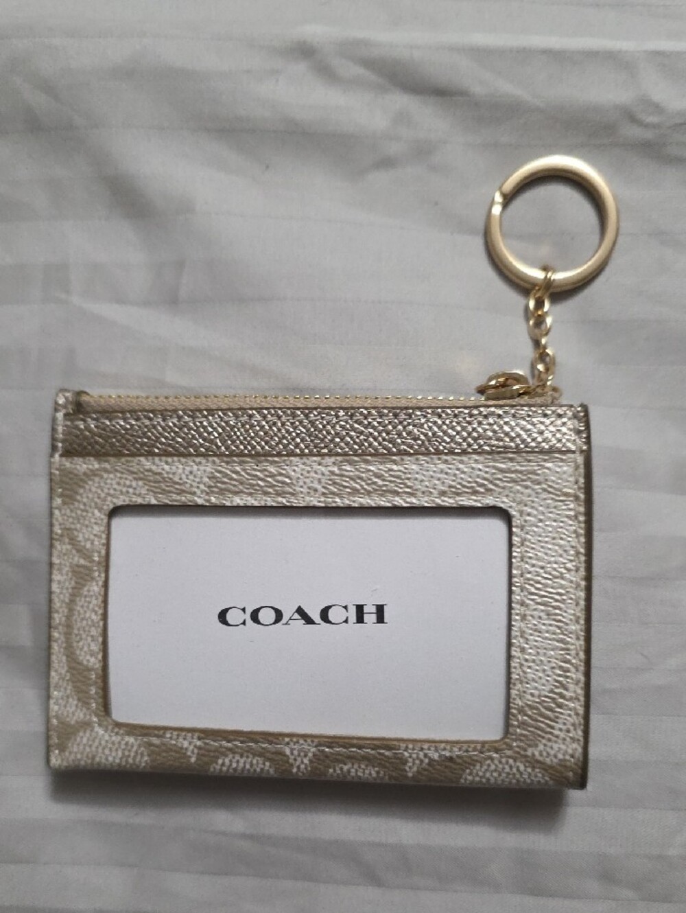 Coach Gold Metallic Signature Card Case with Keyring - Picture 2 of 3